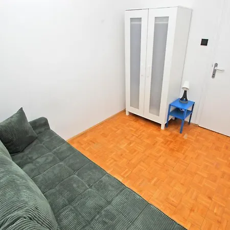 Lovely, Spacious & Central 사라예보